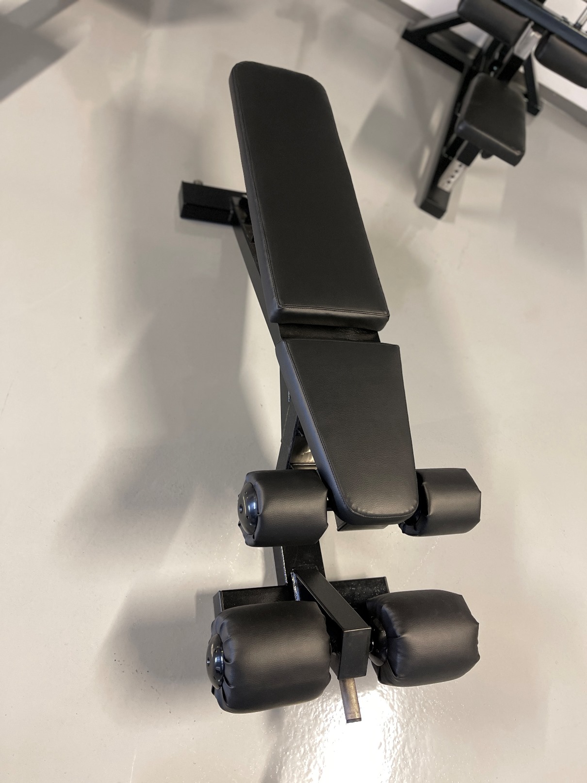 Adjustable Bench gymequip.eu Professional Gym Equipment