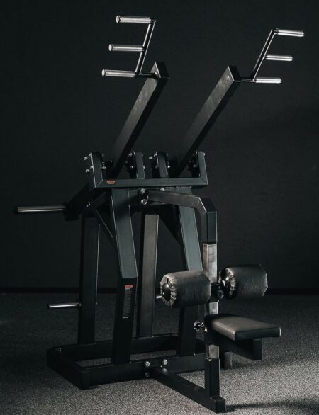 l8x-machine-de-lat-pulldown-lateral-avant