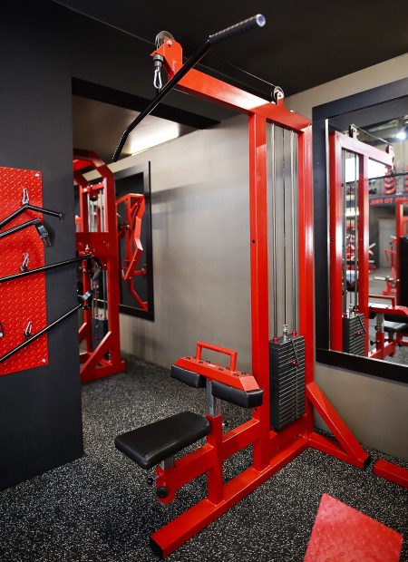 Lat-Pulldown-Machine