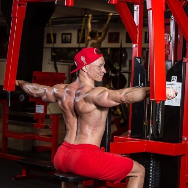 Pec Fly Rear Delt Machine