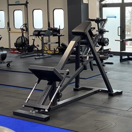 T-Bar-Row-Machine-with-adjustable-handles-and-foot-platform