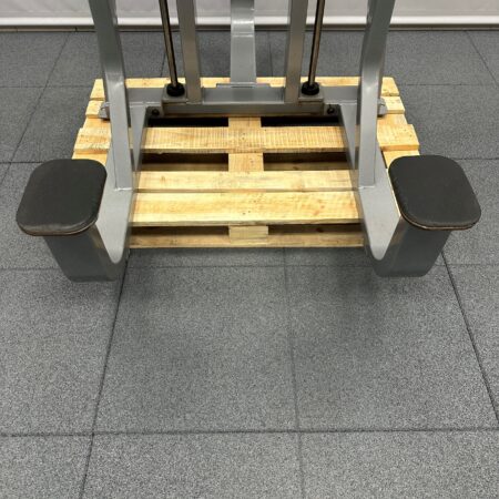 Precor-Icarian-Dip-Chin-Assist-320