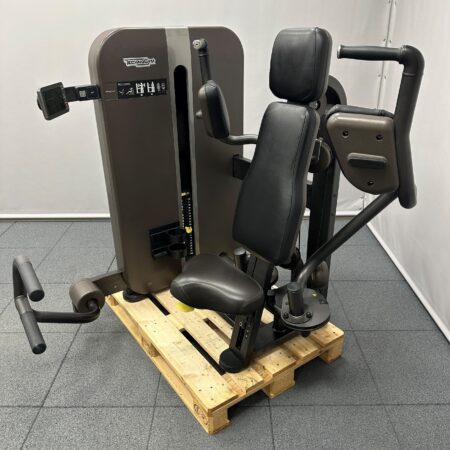 Technogym-Artis-Pectoral-1