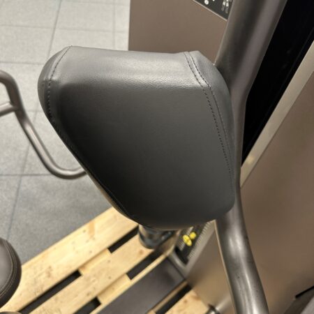 Technogym-Artis-Pectoral-1