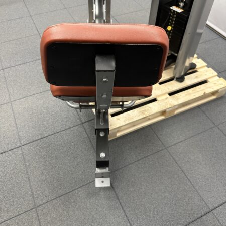 Nautilus-Studio-Selectorized-Leg-Press