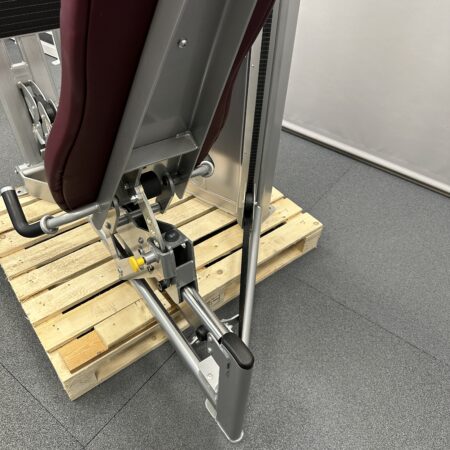 Cybex-VR3-Leg-Press-1