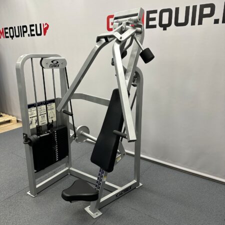 cybex-vr2-chest-press-convergent-arms