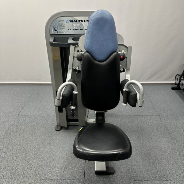 nautilus-nitro-plus-lateral-raise