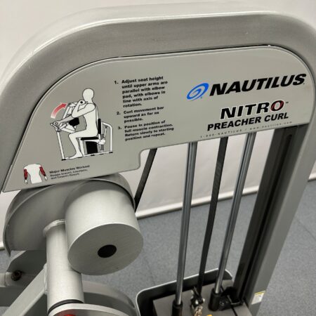 nautilus-nitro-preacher-curl