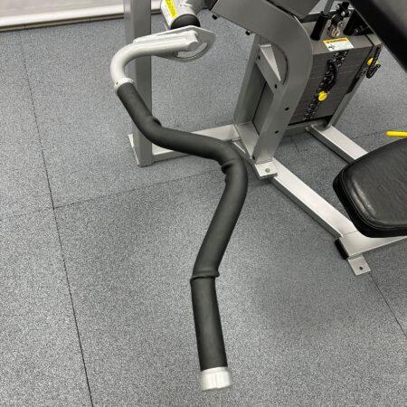 nautilus-nitro-preacher-curl