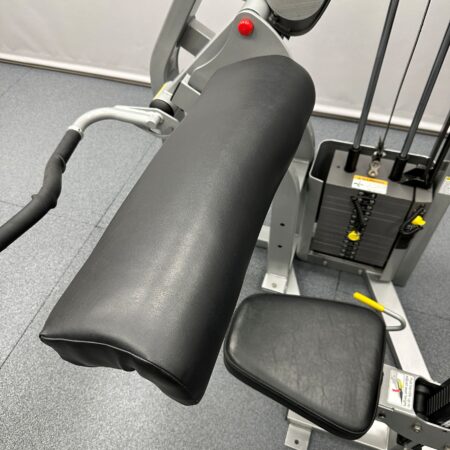 nautilus-nitro-preacher-curl