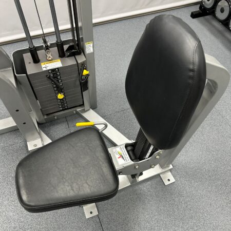 nautilus-nitro-preacher-curl