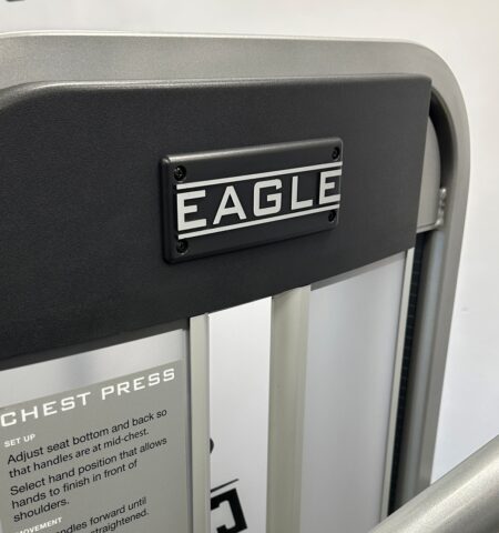 Cybex-EAGLE-Chest-Press-1