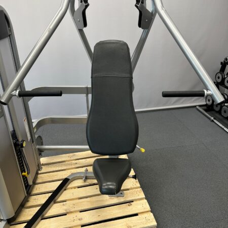 Cybex-EAGLE-Chest-Press-1