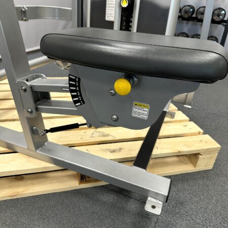 Cybex-EAGLE-Incline-Pull-1
