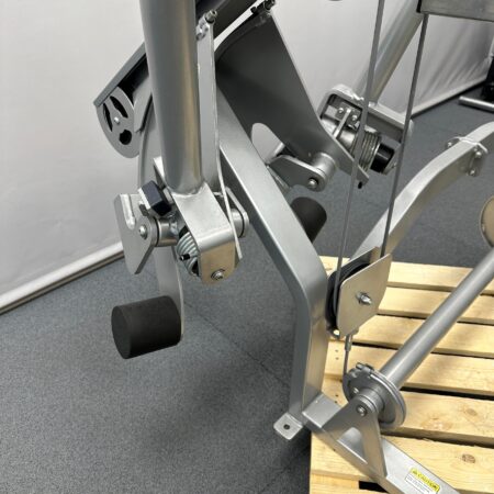 Cybex-EAGLE-Incline-Pull-1