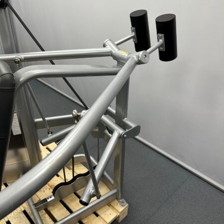 Cybex-VR3-Overhead-Press-1