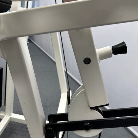 Life-Fitness-Pro1-Incline-Chest-Press-1