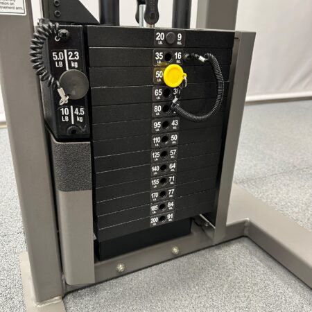Nautilus-Nitro-Rear-Delt-Pec-Fly-2-1