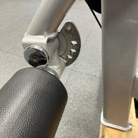 Star-Trac-Inspiration-Leg-Extension-1