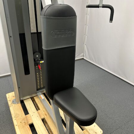 Star-Trac-Rear-Deltoid-Pec-Fly-1