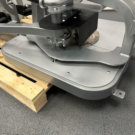 Cybex-EAGLE-Hip-Abduction-Adduction-1