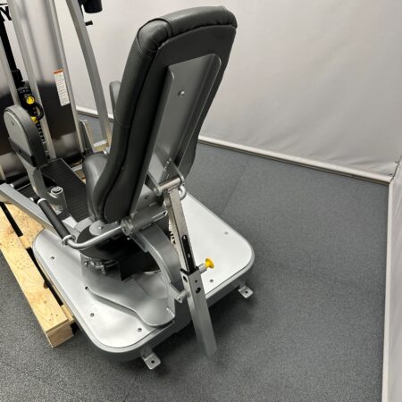 Cybex-EAGLE-Hip-Abduction-Adduction-1