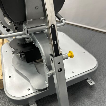 Cybex-EAGLE-Hip-Abduction-Adduction-1