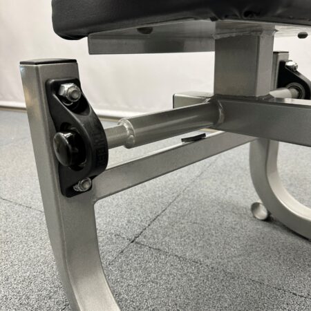 Cybex-Plate-Loaded-Seated-Calf-Raise-1