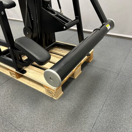 Cybex-VR1-Glute-black-1