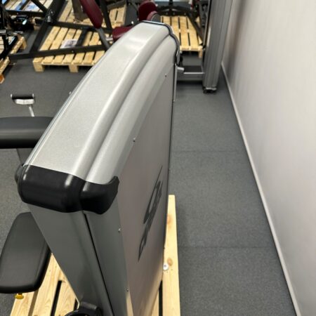 Cybex-VR3-Arm-Curl-grey-1-1