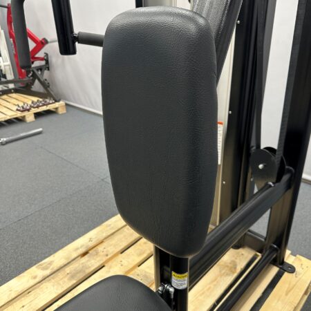 Cybex-VR3-Fly-Rear-Delt-1