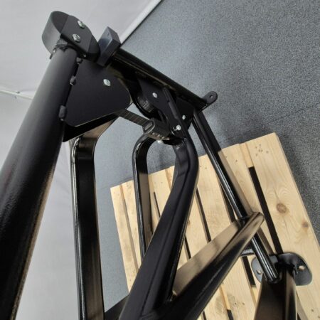 Cybex-VR3-Tricep-Press-1