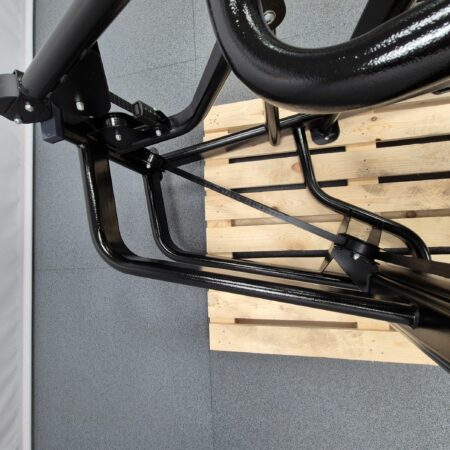 Cybex-VR3-Tricep-Press-1