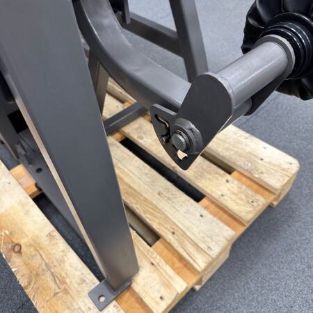 Nautilus-2ST-Prone-Leg-Curl-1