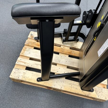 Cybex-VR3-Abdominal-black-1
