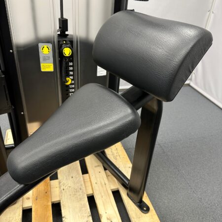 Cybex-VR3-Abdominal-black-1