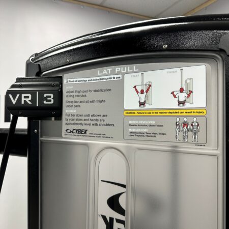 Cybex-VR3-Lat-Pull-black-1