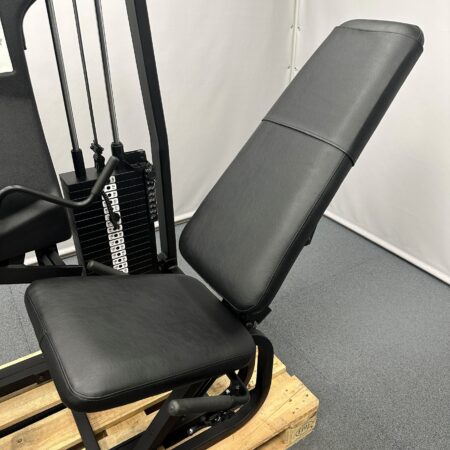 Nautilus-2ST-Seated-Leg-Curl-1