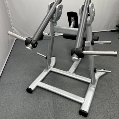 Precor-Discovery-Plate-Loaded-Lat-Pulldown-1