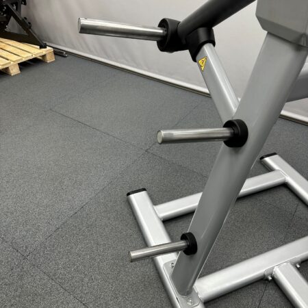 Precor-Discovery-Plate-Loaded-Lat-Pulldown-1