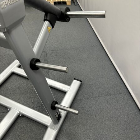 Precor-Discovery-Plate-Loaded-Lat-Pulldown-1