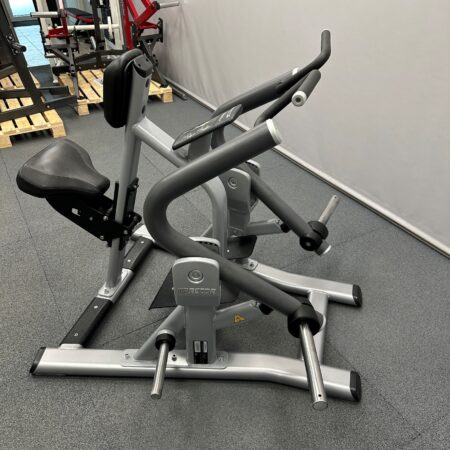 Precor-Discovery-Plate-Loaded-Seated-Row-1