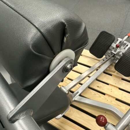 Star-Trac-Impact-Low-Back-1