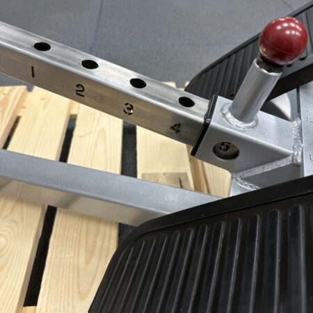 Star-Trac-Impact-Low-Back-1