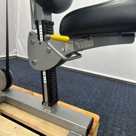 Nautilus-Nitro-Plus-Overhead-Press-1
