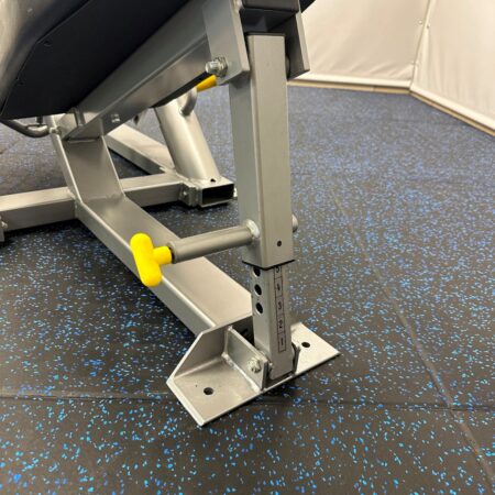 Nautilus-XPLOAD-Incline-Leg-Press-1