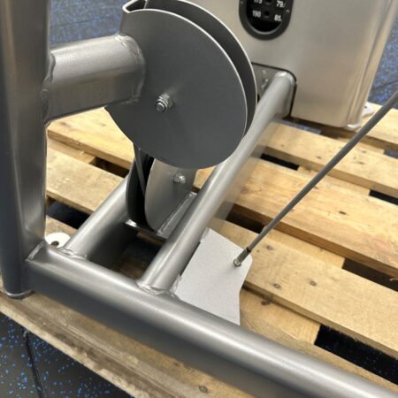 Cybex-VR1-Overhead-Press-1