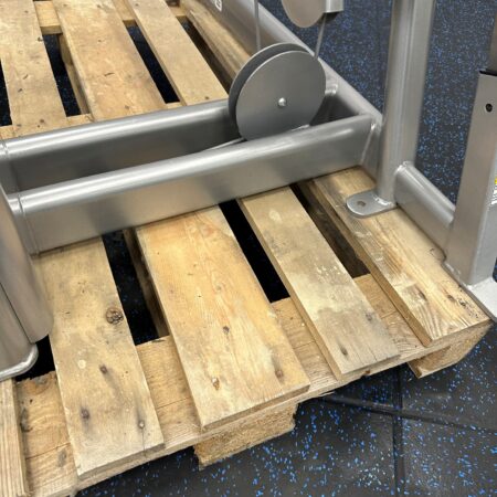 Cybex-VR1-Overhead-Press-1