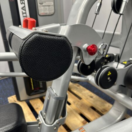 Star-Trac-Inspiration-Triceps-Press-1